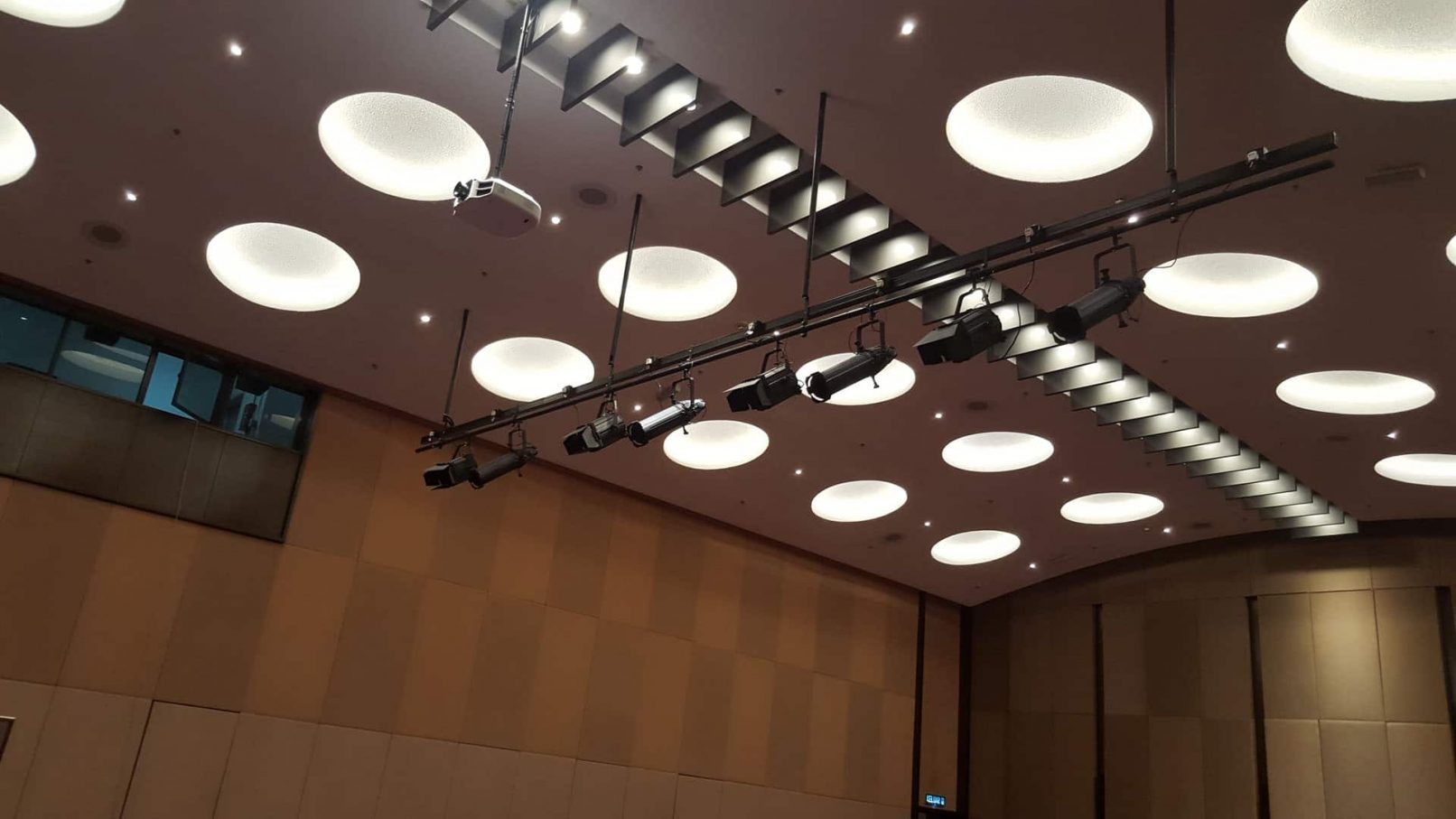 Menara Etiqa Twin Multipurpose Hall Stage Lighting Artisticcontrols