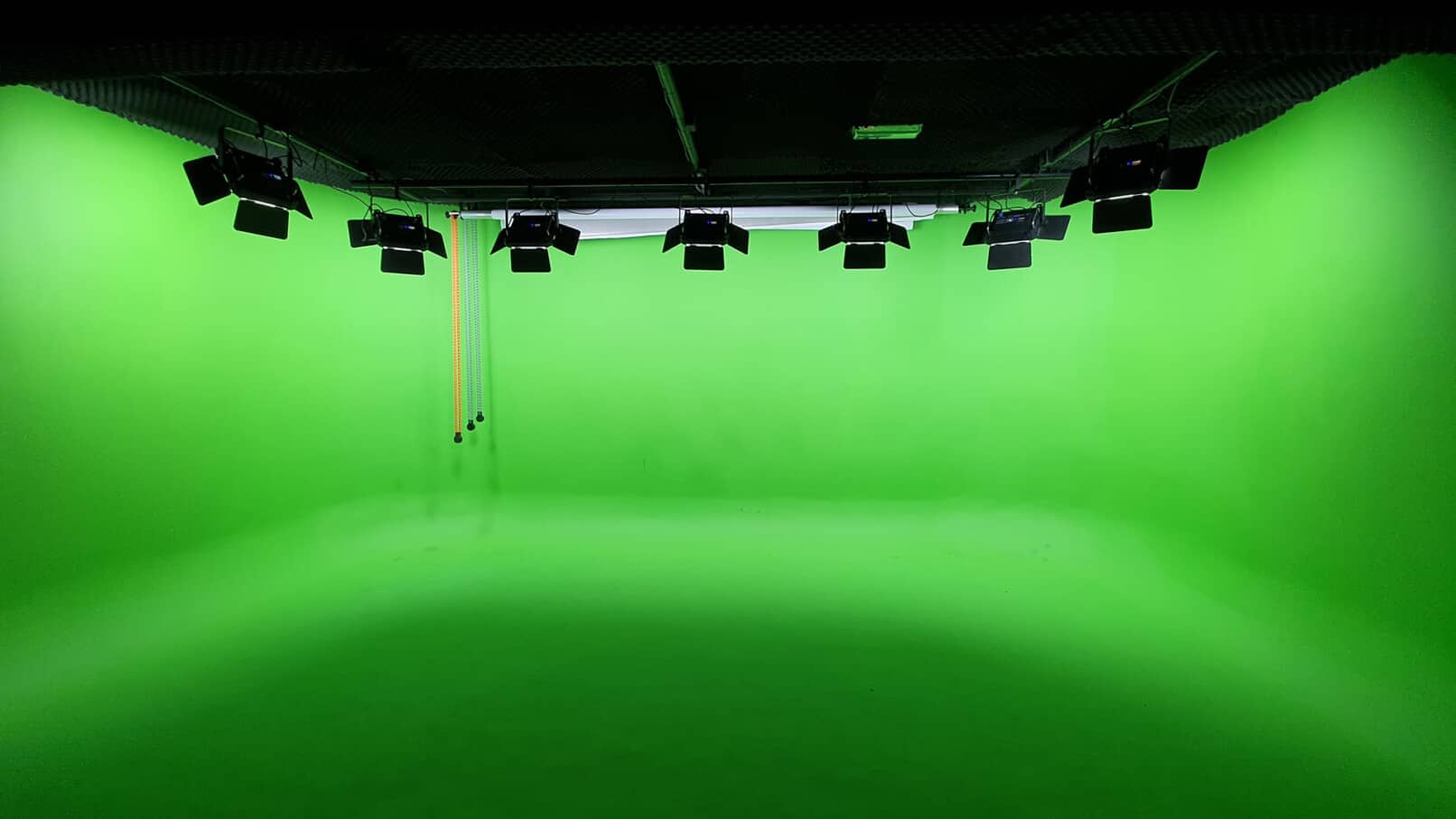 Production Studio with Green Screen | Artisticcontrols.com